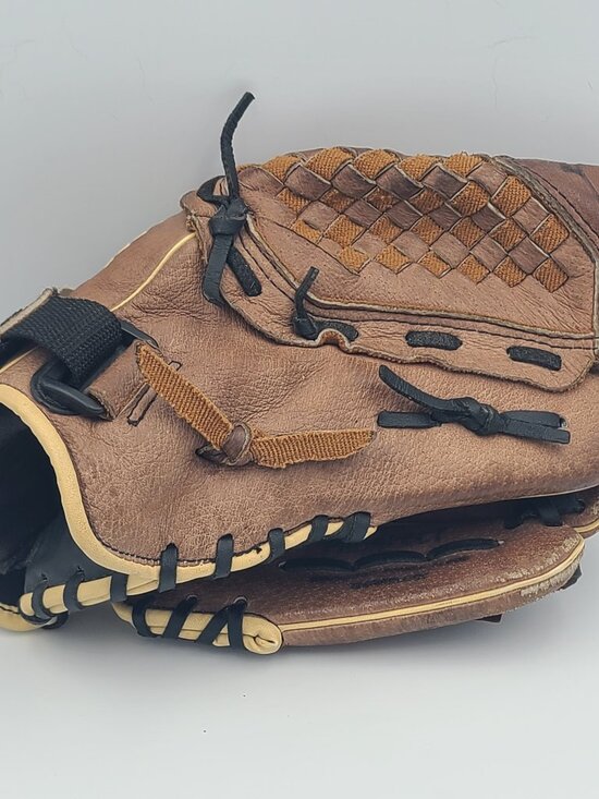 Mizuno Other - Mizuno GPP 1150Y3 11.5" Youth Baseball Glove Prospect RHT Flex Power Close Mitt